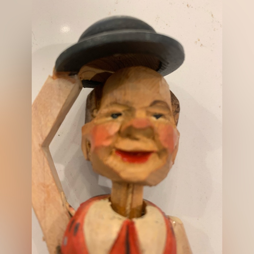 Vintage Wine Stopper Anri Hand Carved Painted Wood Tipping Hat Man  vintage